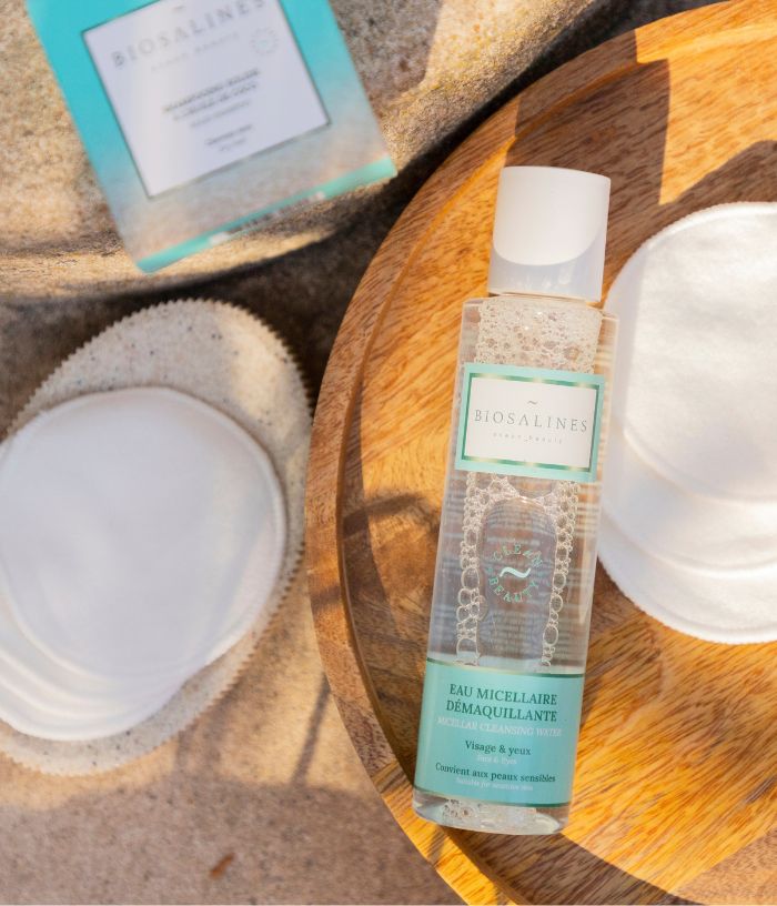 Micellar cleansing water with aloe vera