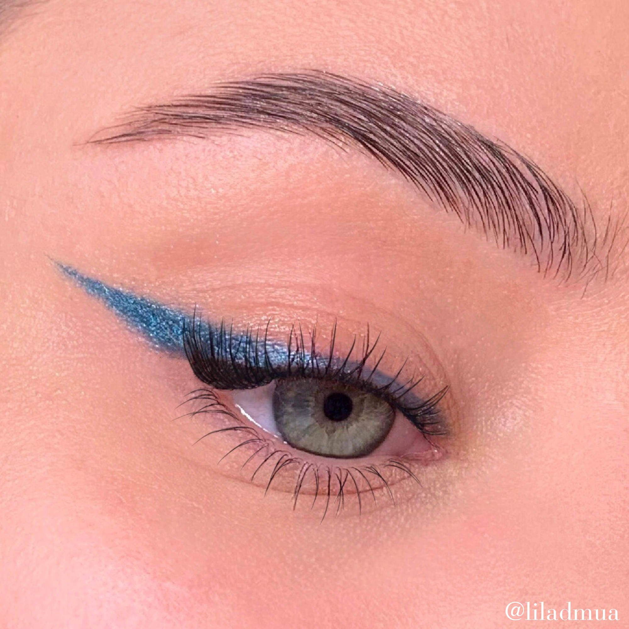 Eyeshadow | Peacock Blue 327