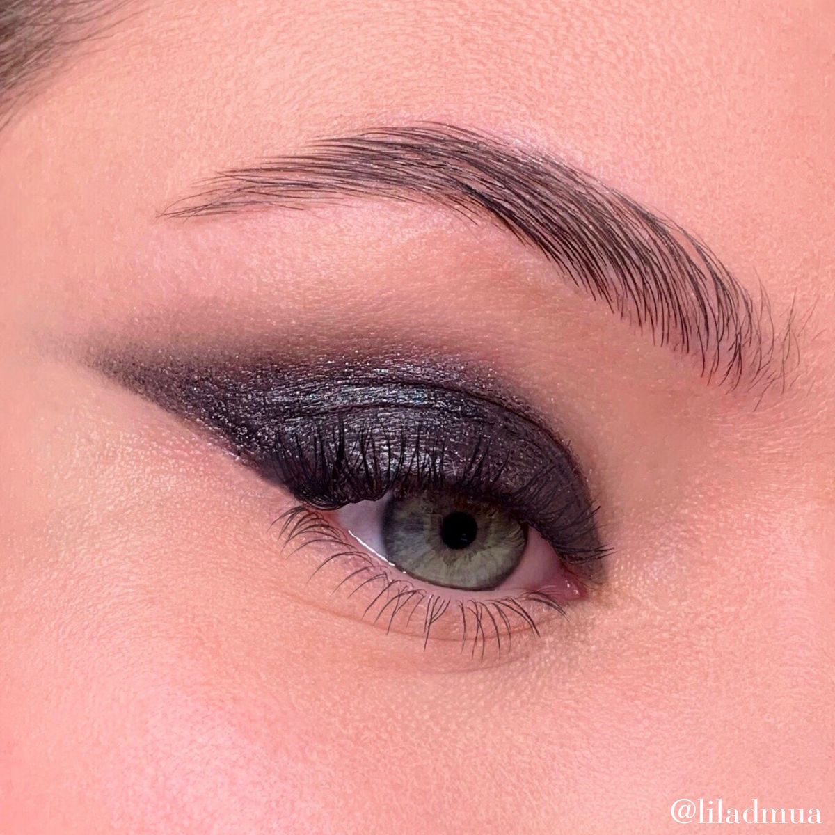 Eyeshadow | Black Metal 328