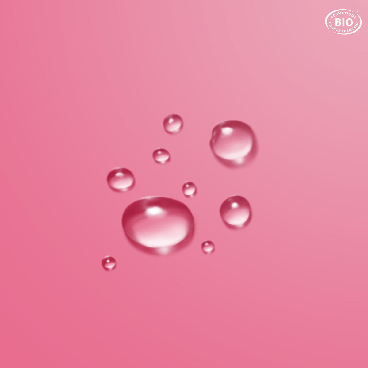 Brume fraîche apaisante à l’eau florale de rose et à l’eau de raisin