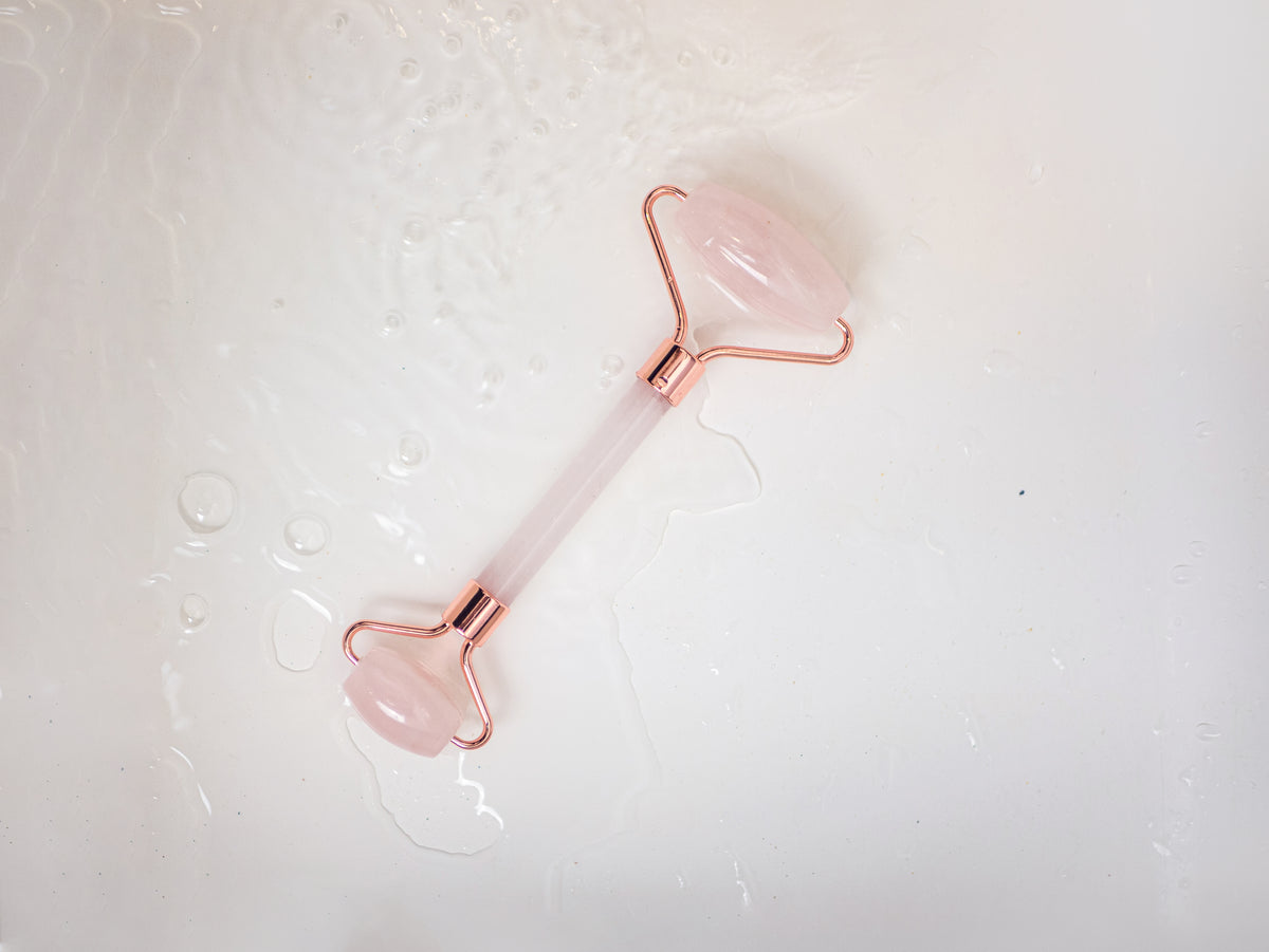 ROSE QUARTZ ROLLER