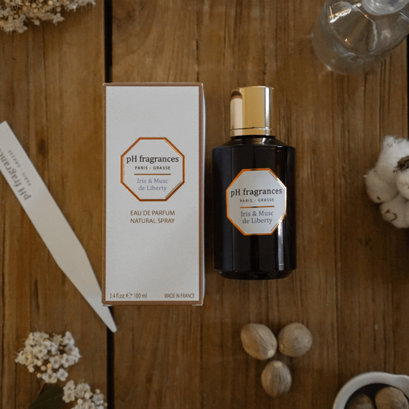 Liberty Iris & Musk Perfume