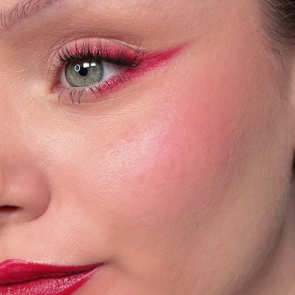 Le MULTI yeux, lèvres, joues | Rouge Intense 558