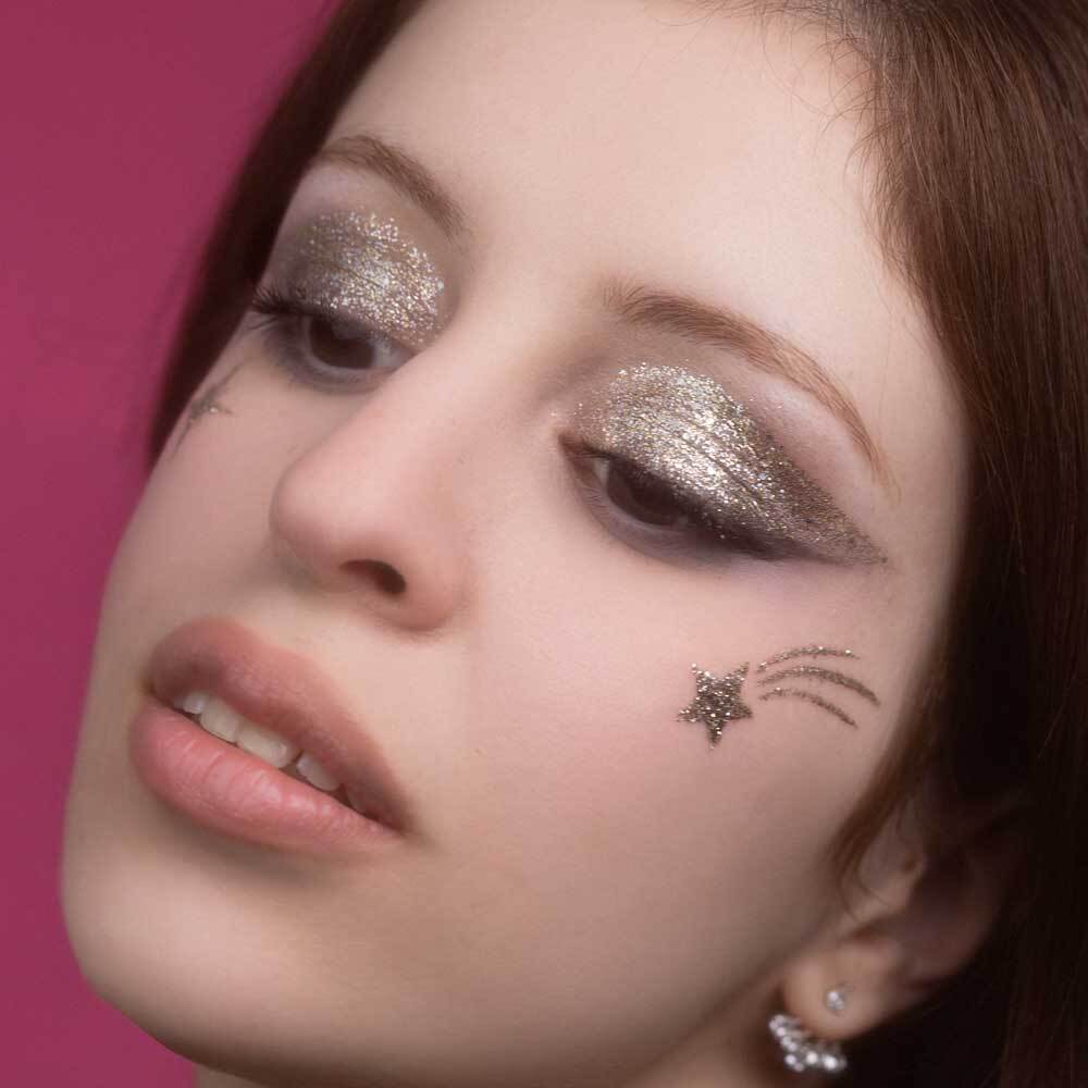 Paillettes Runway by TheFrenchBeautyBoy