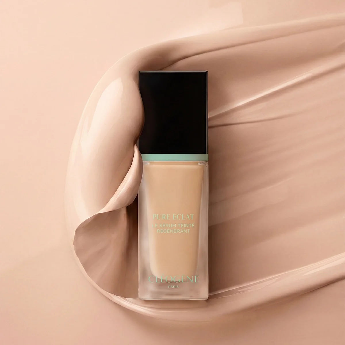 Pure Radiance - The Regenerating Tinted Serum