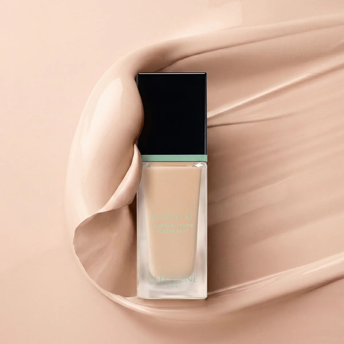 Pure Radiance - The Regenerating Tinted Serum