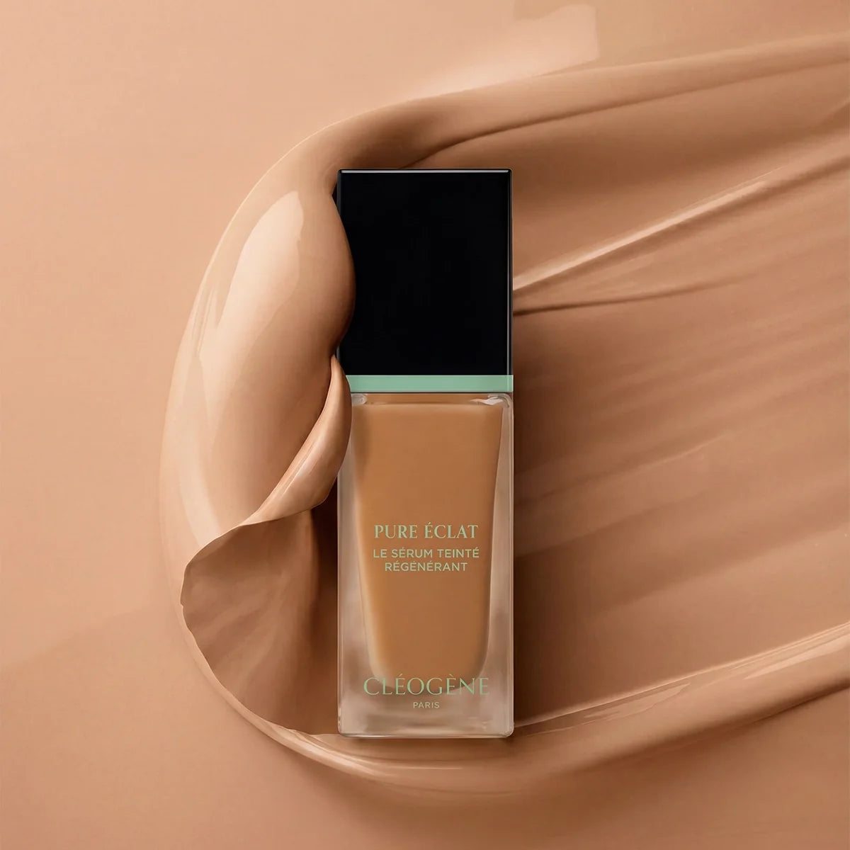 Pure Radiance - The Regenerating Tinted Serum
