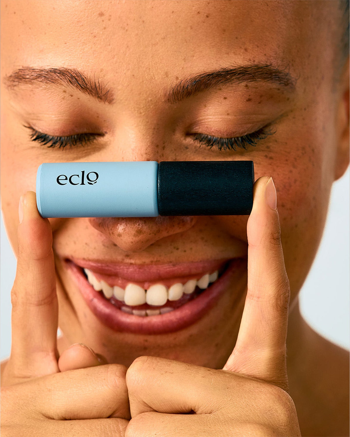 Caring Mascara 001 Deep Black