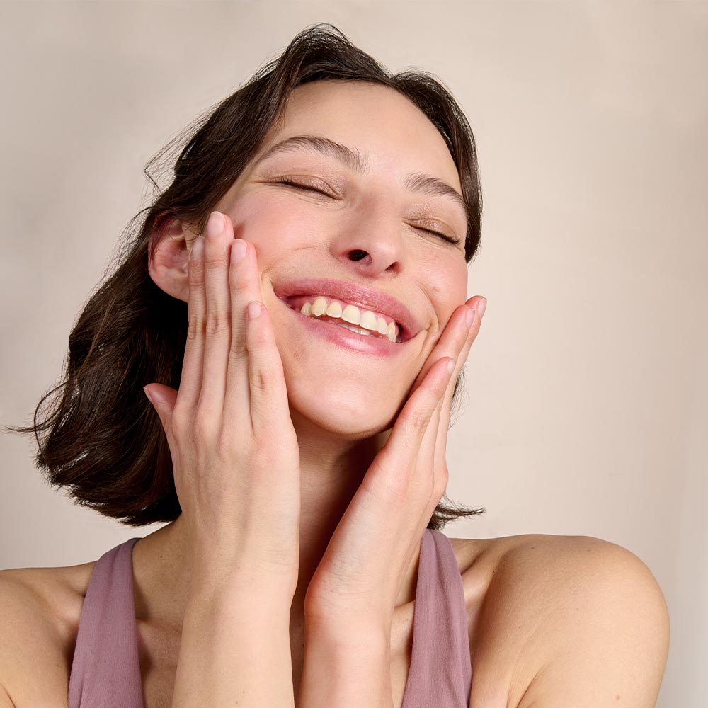 The triple-action gel serum