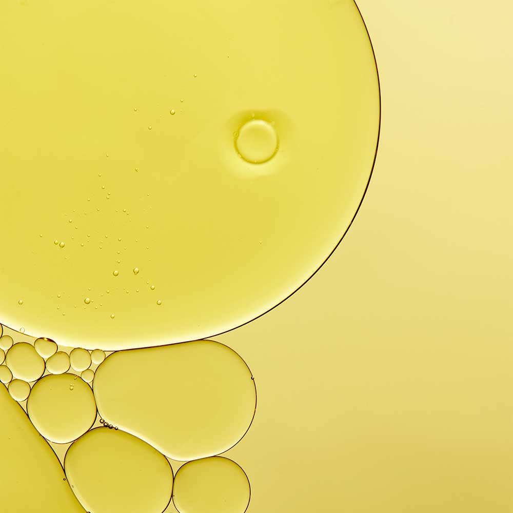 Cleansing oil-to-milk
