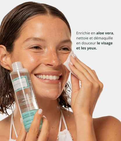 Micellar cleansing water with aloe vera