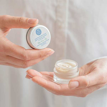 Smoothing anti-fatigue eye contour
