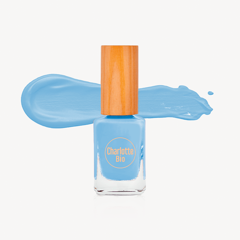 Vegan and green nail polish (old formula)