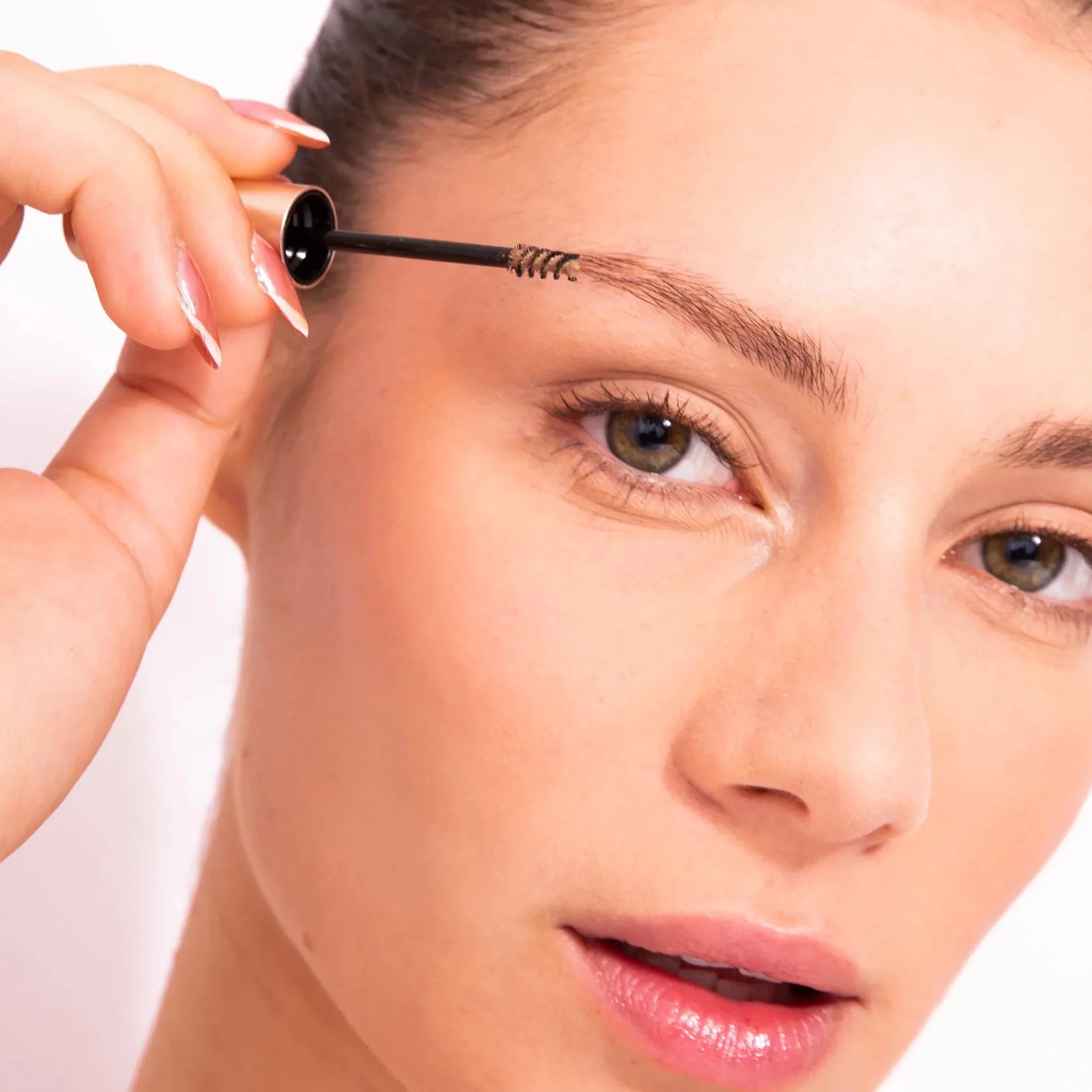Gel - Tinted brow mascara