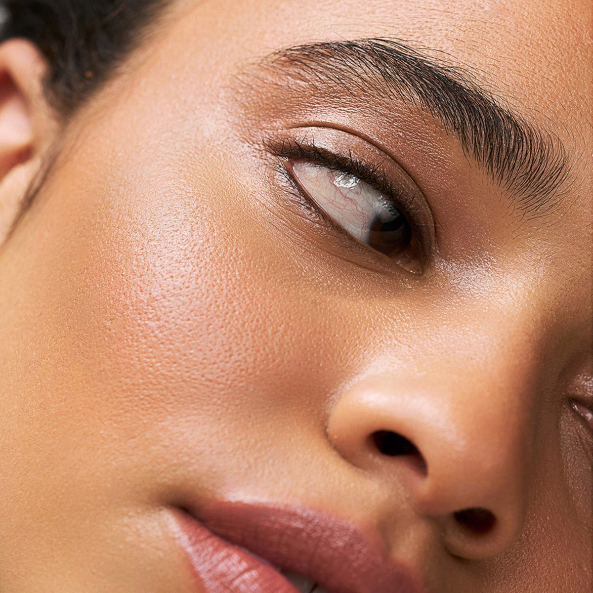 Corrective Foundation 305N Caramel
