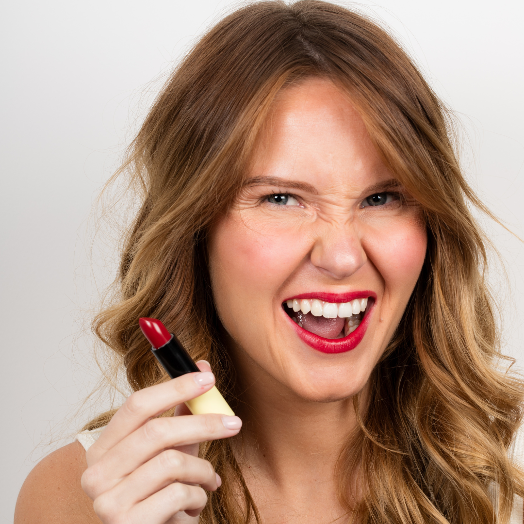 Moisturizing Lipstick • Cherry Red