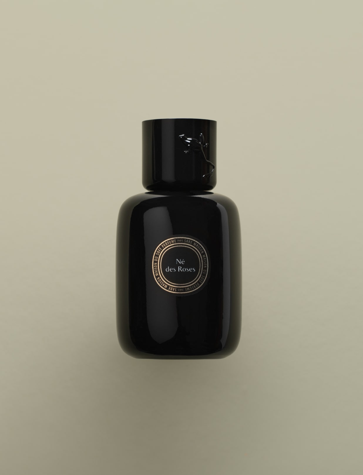 Born of Roses - Eau de parfum bottle