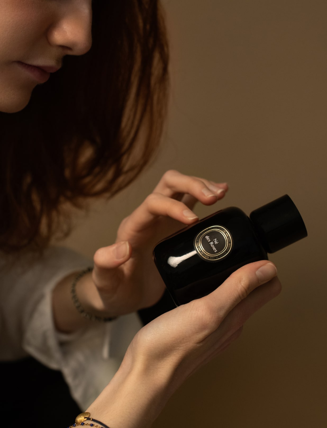 Born of Roses - Eau de parfum bottle