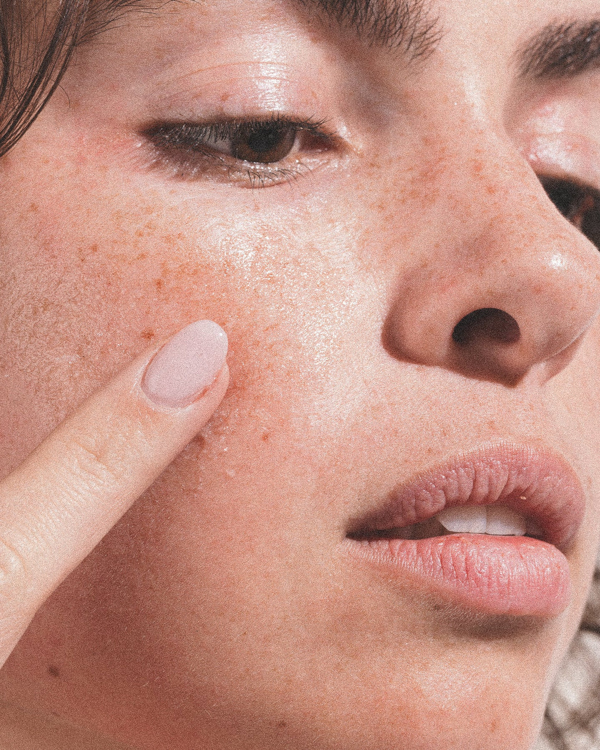 Radiance-Enhancing Melting Serum Balm